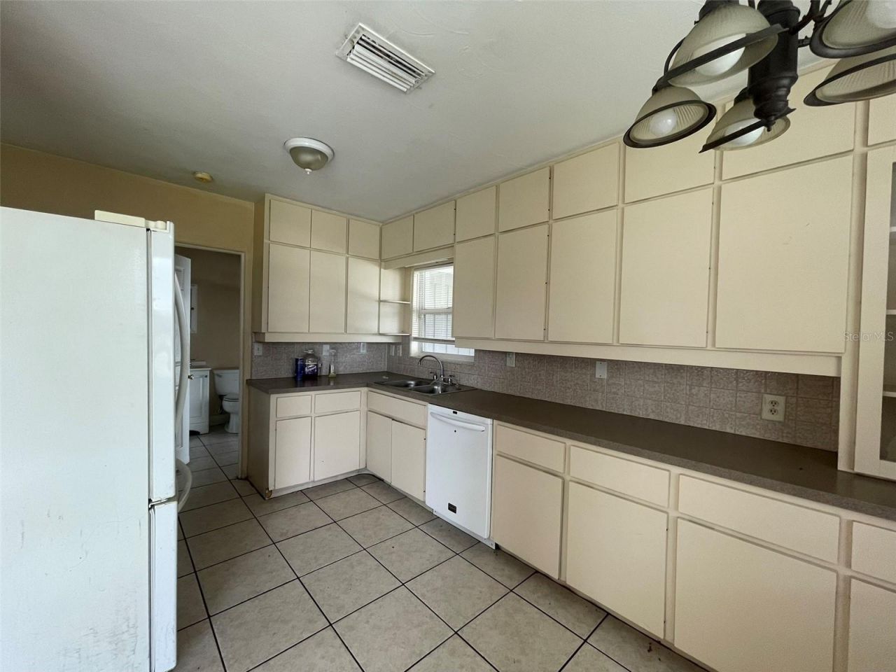 3305 13th Avenue W, Bradenton, FL 34205 Photo