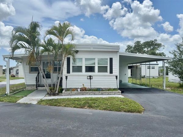 7064 MOUNT HAWTHORNE ROAD NE, Unit 584, ST PETERSBURG, FL 33702