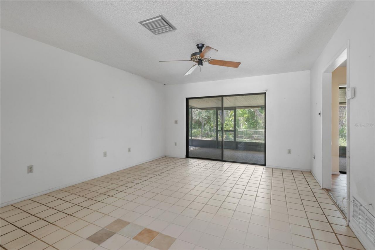 213 Whispering Oaks Court , Sarasota, FL 34232 Photo