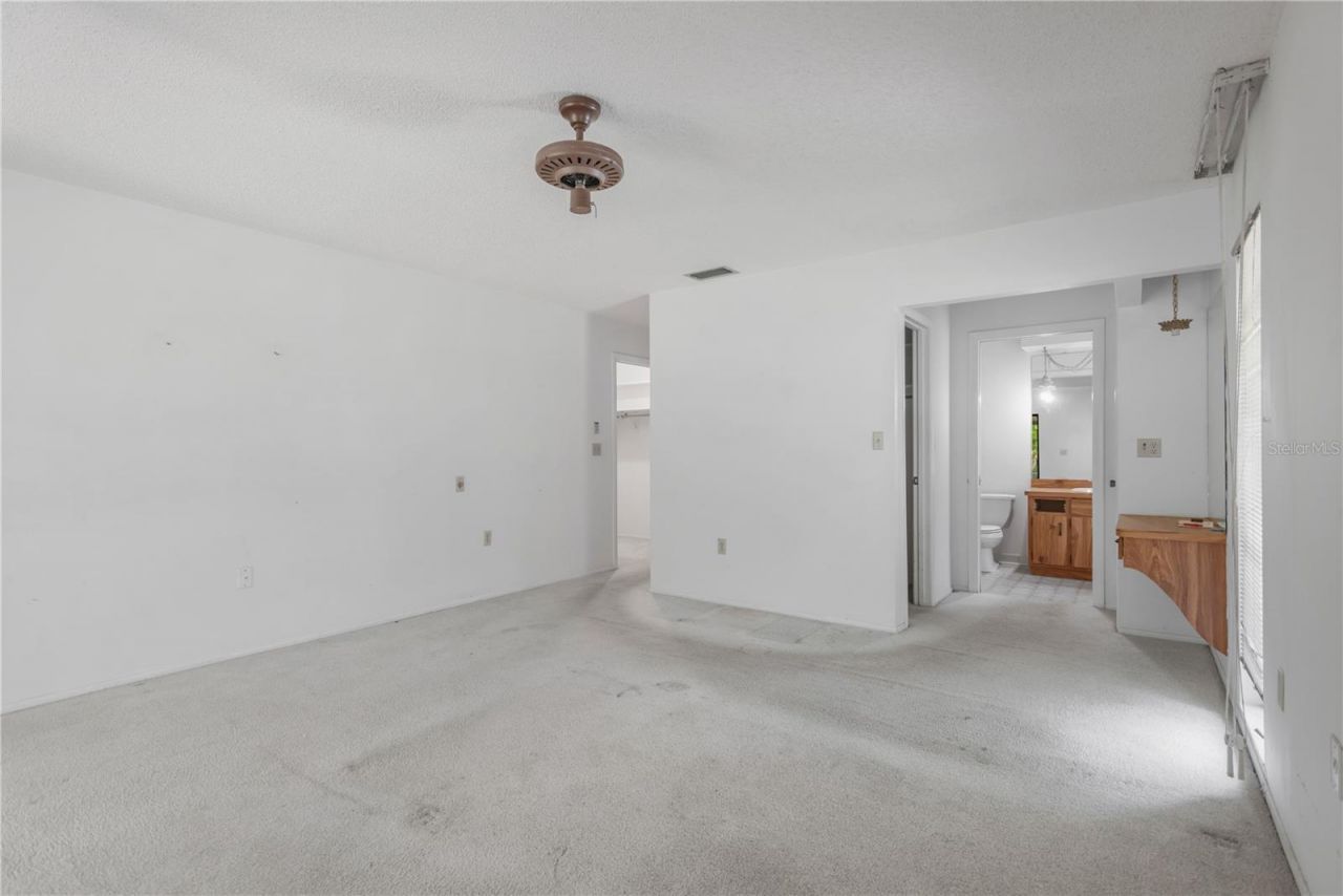 213 Whispering Oaks Court , Sarasota, FL 34232 Photo