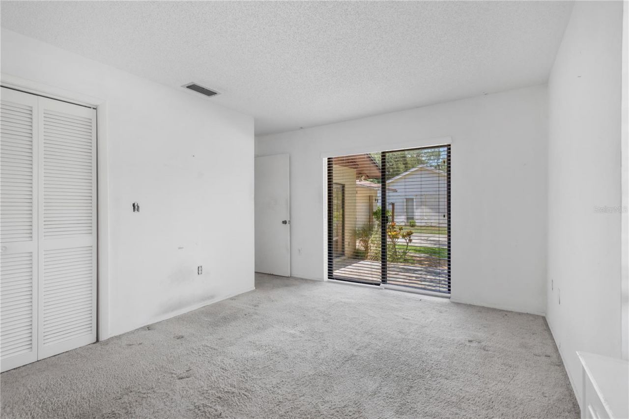 213 Whispering Oaks Court , Sarasota, FL 34232 Photo