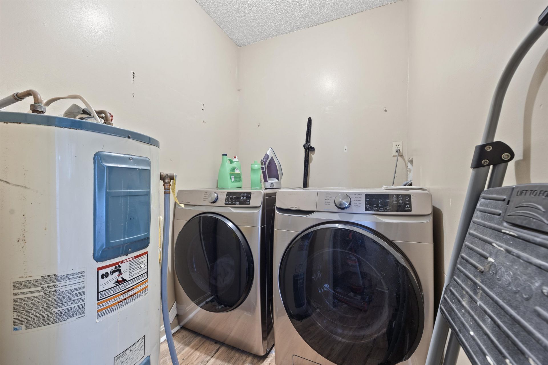 405 SE Apache Avenue , Lee, FL 32059 Photo