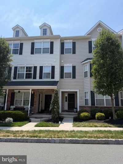 3067 GOSHEN DRIVE , PENNSBURG, PA 18073