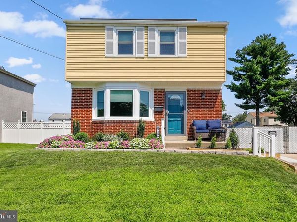 7439 GITHENS AVENUE , PENNSAUKEN, NJ 08109