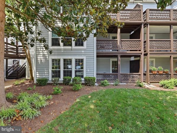 10010 OAKTON TERRACE ROAD, Unit 10010, OAKTON, VA 22124