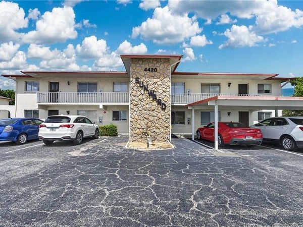 4420 Santa Barbara BLVD, Unit 204, CAPE CORAL, FL 33914