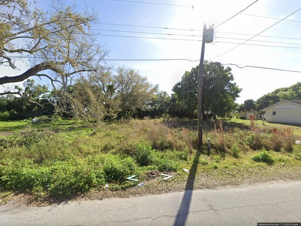 1009 SW 15th Street NE, Okeechobee, FL 34974