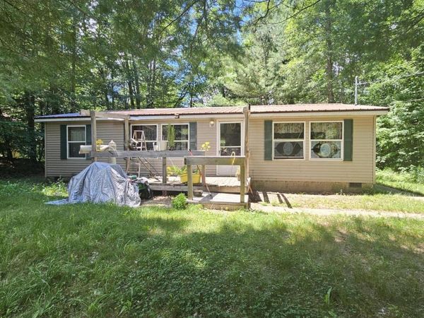 2091 Gary Road, Harrison, MI 48625