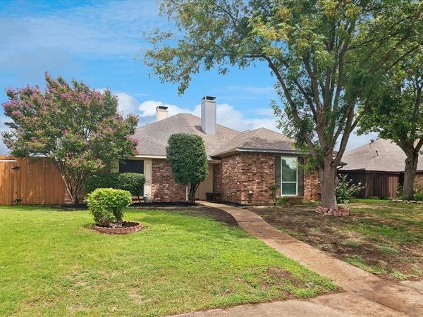 3318 Wells Drive , Plano, TX 75093