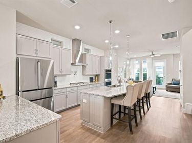1011 Tea Olive Lane, Dallas, TX 75212