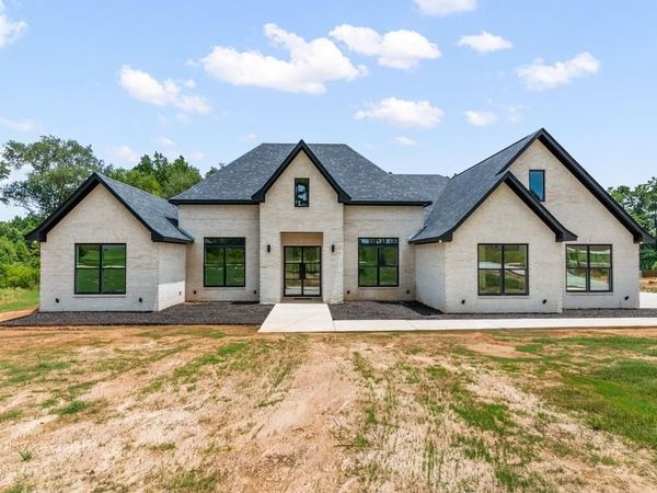 115 Cottonwood Circle , Hallsville, TX 75605