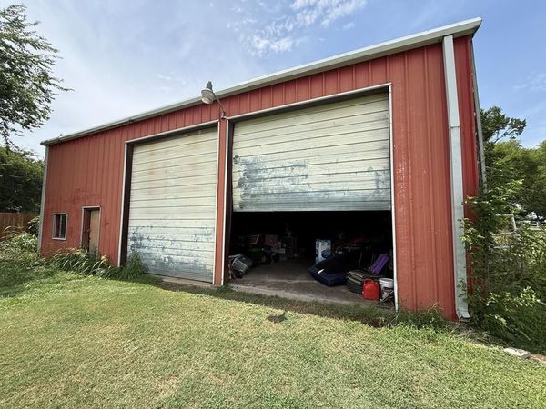 4324 W Park Row Boulevard , Corsicana, TX 75110