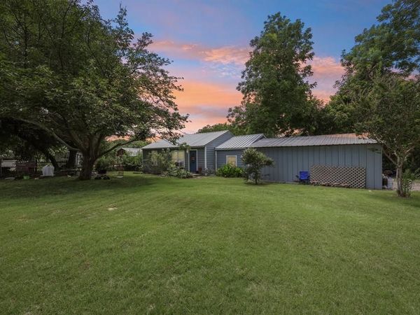 9490 County Road 443 , Princeton, TX 75407