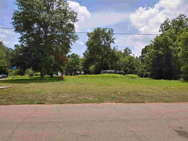 247 & 255 NW 13th Street , Paris, TX 75460