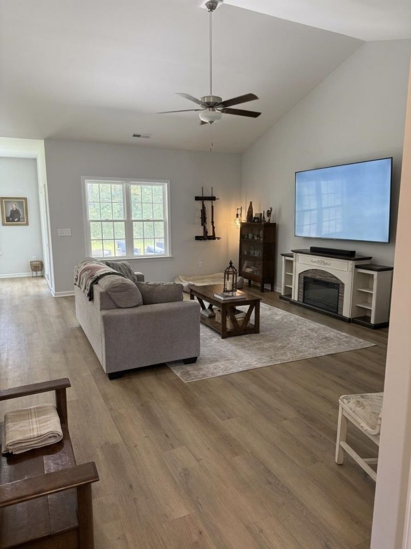 100 Millsite Ct. Photo 5
