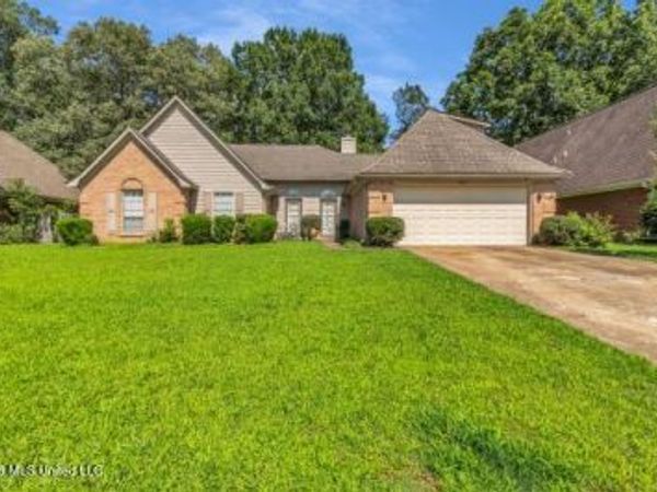 5892 Michaelson Drive, Olive Branch, MS 38654