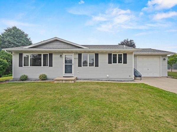 405 W GREENFIELD AVENUE, Algoma, WI 54201