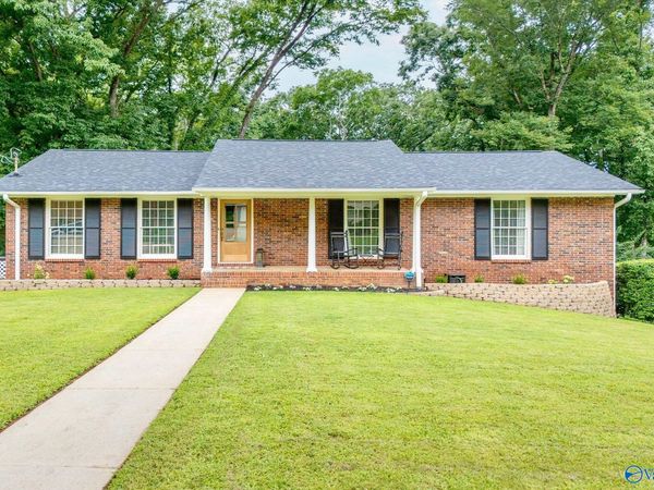 8512 Hickory Hill Lane SE, Huntsville, AL 35802