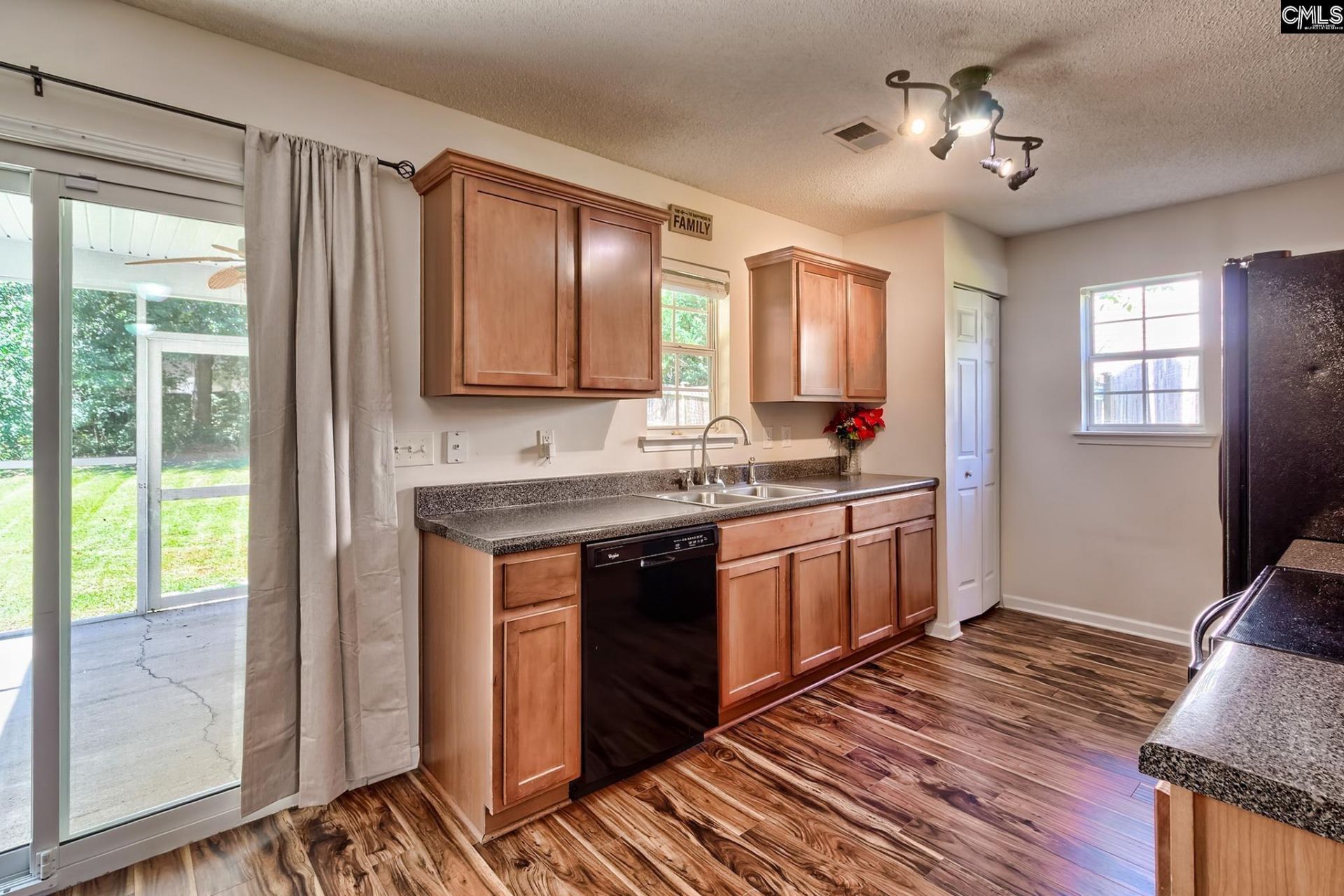 113 Wingspan Way Photo 10