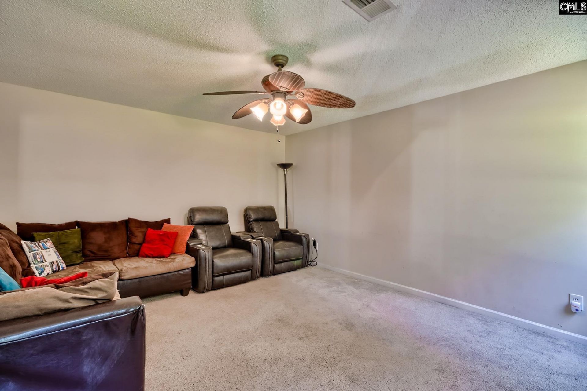 113 Wingspan Way Photo 17