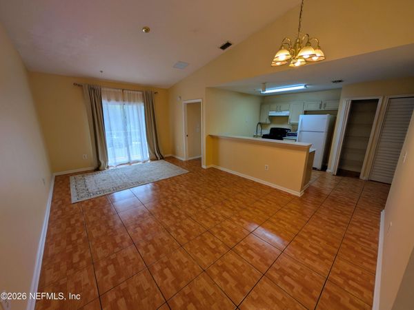 6051 MAGGIES Circle, Unit 113, Jacksonville, FL 32244