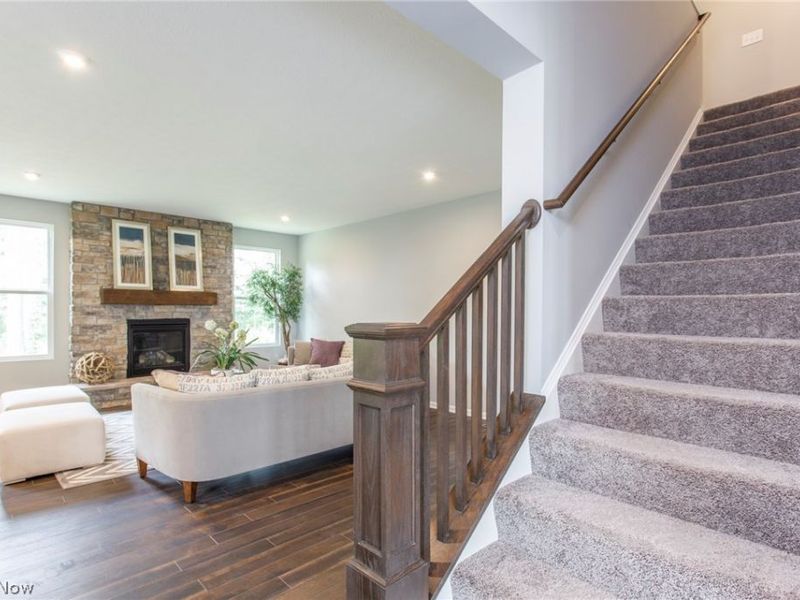 36201 Sophia Lane, North Ridgeville, OH 44039 Photo 2
