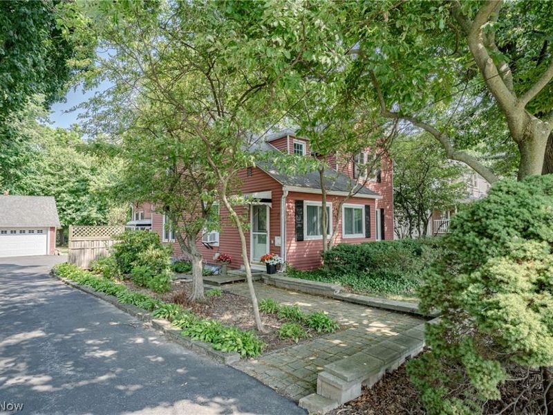 1091 S Green Road, South Euclid, OH 44121 Photo 2