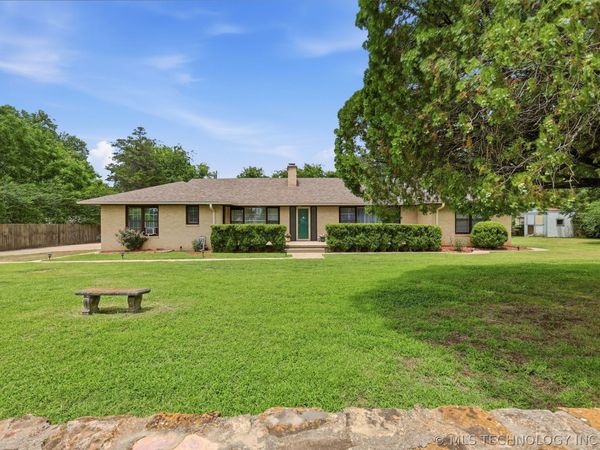 900 W Kings , Ada, OK 74820