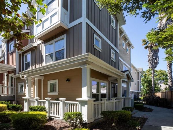 1901 Newbury Drive, Mountain View, CA 94043