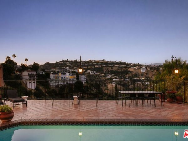 1926 N Crescent Heights Boulevard , Los Angeles, CA 90069