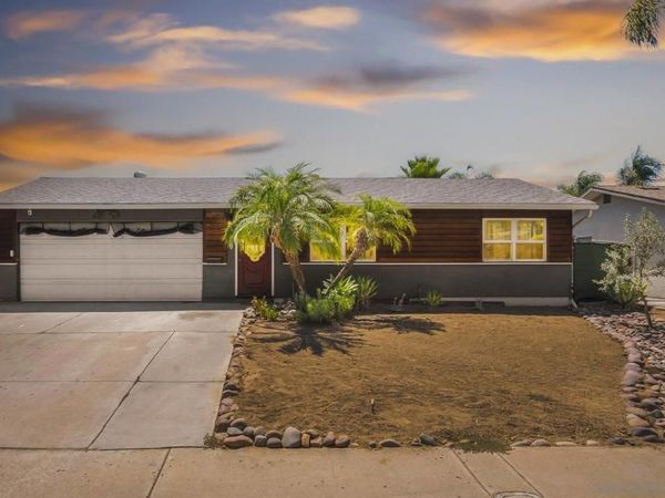 10020 Pino Dr , Lakeside, CA 92040