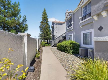 885 Halidon Way #1322, Unit 1322, Folsom, CA 95630 Photo