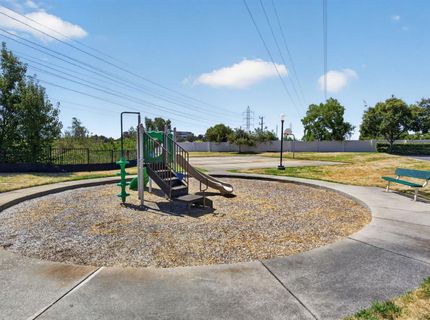 885 Halidon Way #1322, Unit 1322, Folsom, CA 95630 Photo