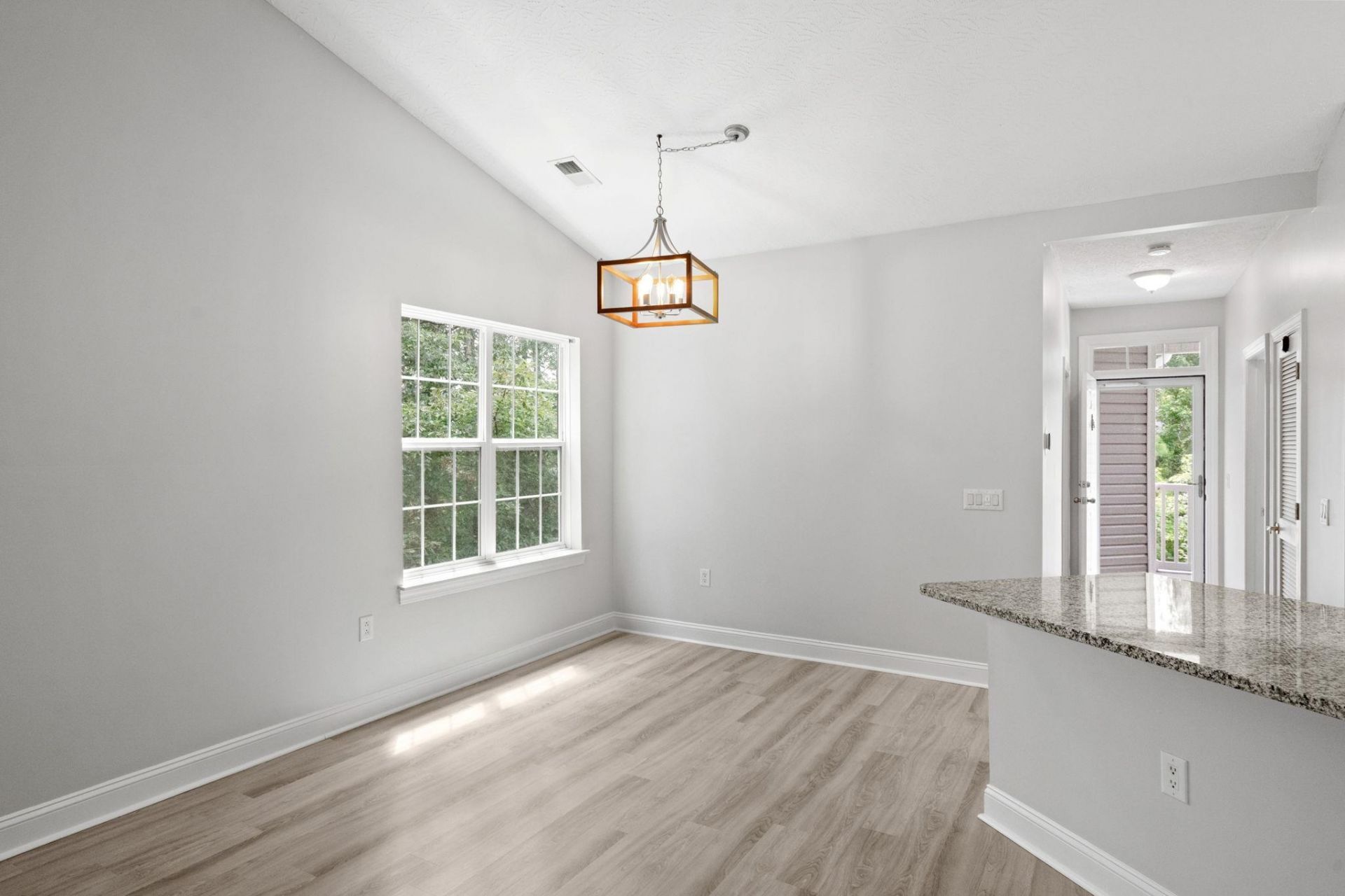 1145 Peace Pipe Pl. Photo 15