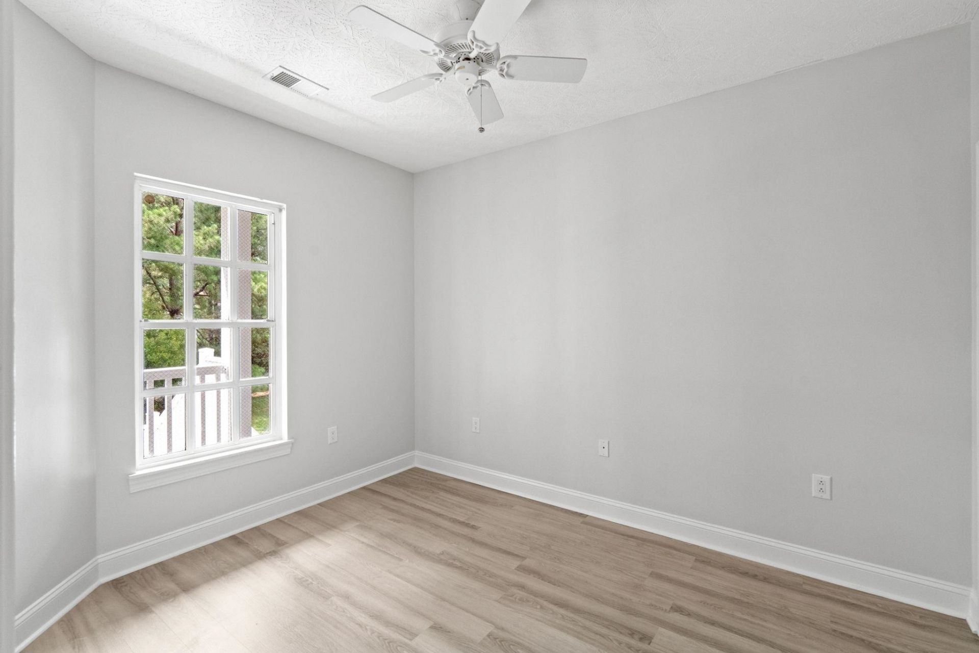 1145 Peace Pipe Pl. Photo 35