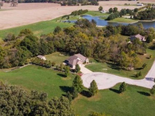 751 Lienzengen Lane , Greenville, IL 62246