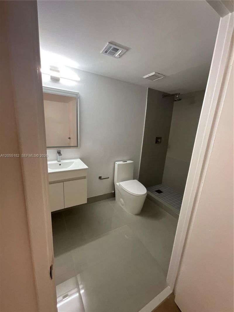 14931 SW 82nd Ln , Unit 18-405, Miami, FL 33193 Photo