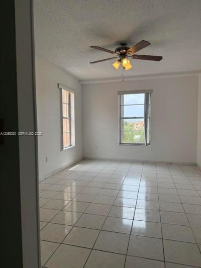 7345 W 4th Ave, Unit 404, Hialeah, FL 33014 Photo