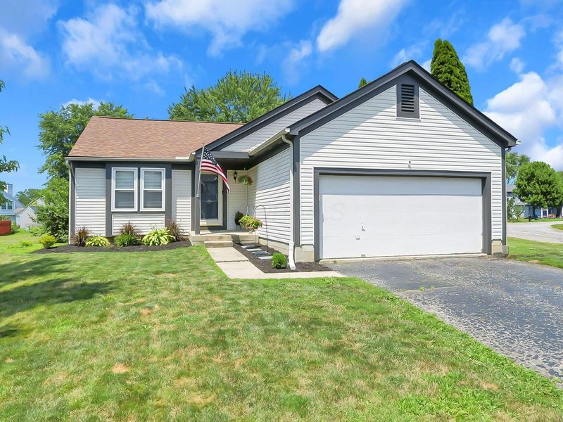 7576 Plainfield Drive, Pickerington, OH 43147 Photo 1