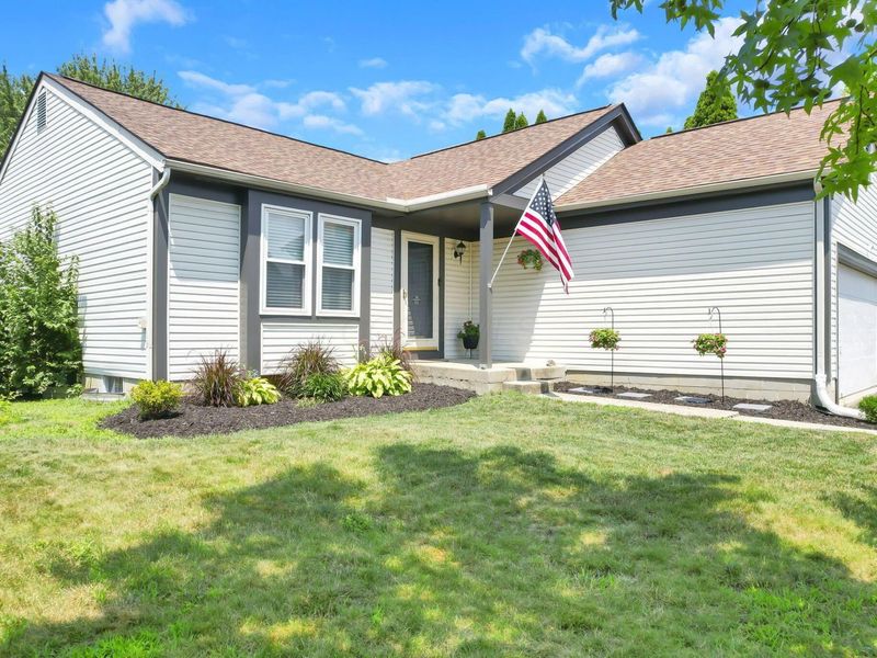 7576 Plainfield Drive, Pickerington, OH 43147 Photo 3