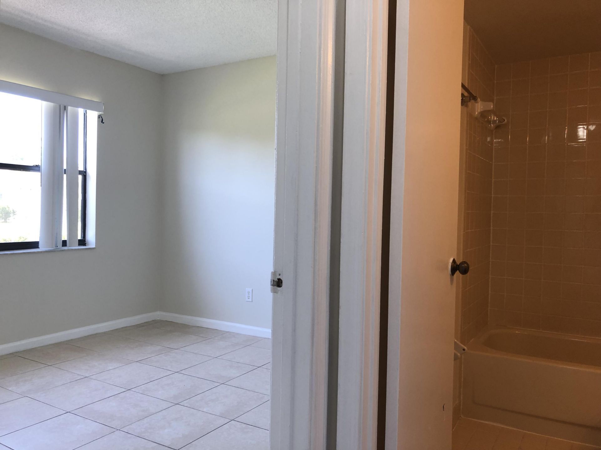 10714 Royal Palm Boulevard, Unit 4-2, Coral Springs, FL 33065 Photo
