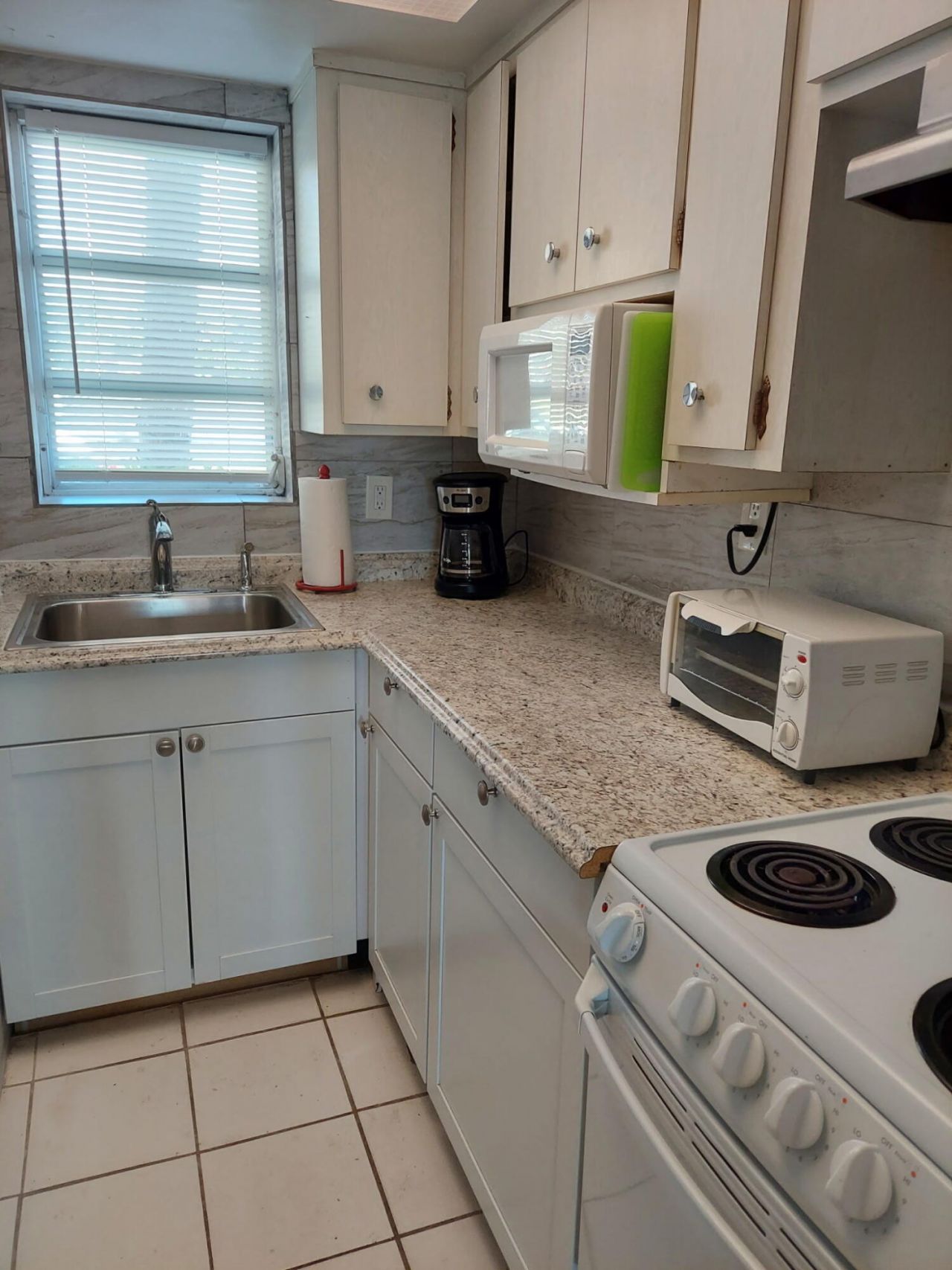 605 N Riverside Drive, Unit 12A, Pompano Beach, FL 33062 Photo