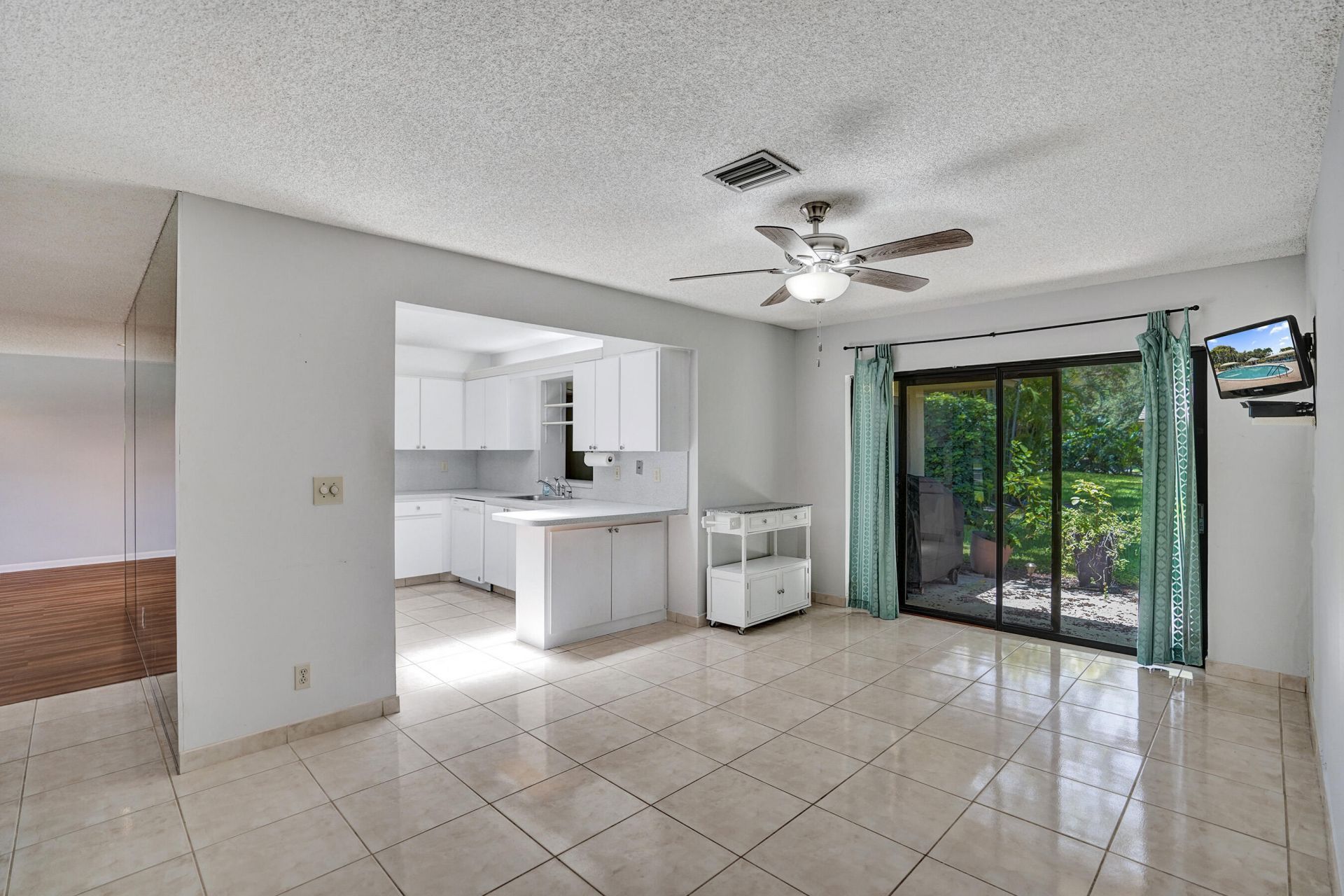 738 NW 24th Avenue, Delray Beach, FL 33445 Photo