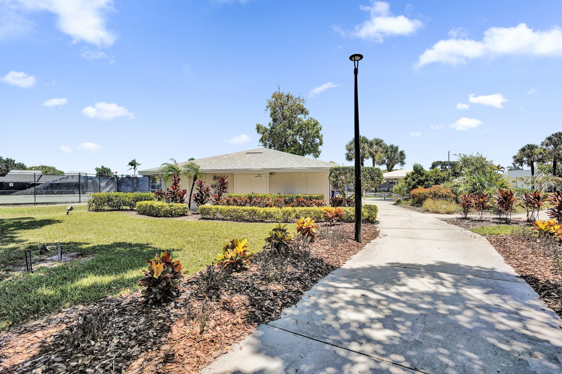 738 NW 24th Avenue, Delray Beach, FL 33445 Photo