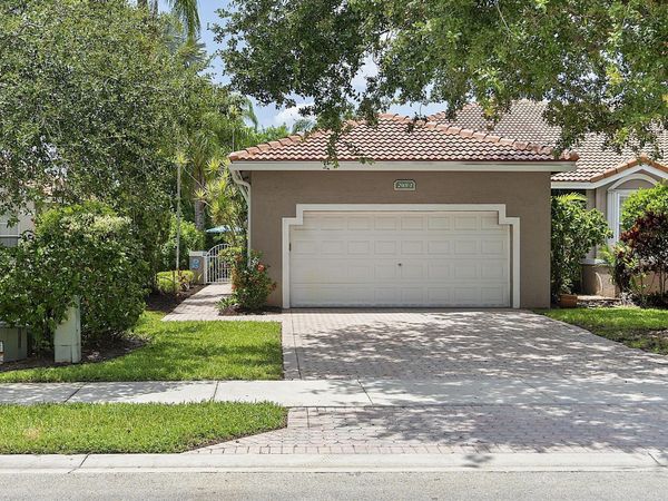2901 E Aragon Boulevard, Unit 1, Sunrise, FL 33313
