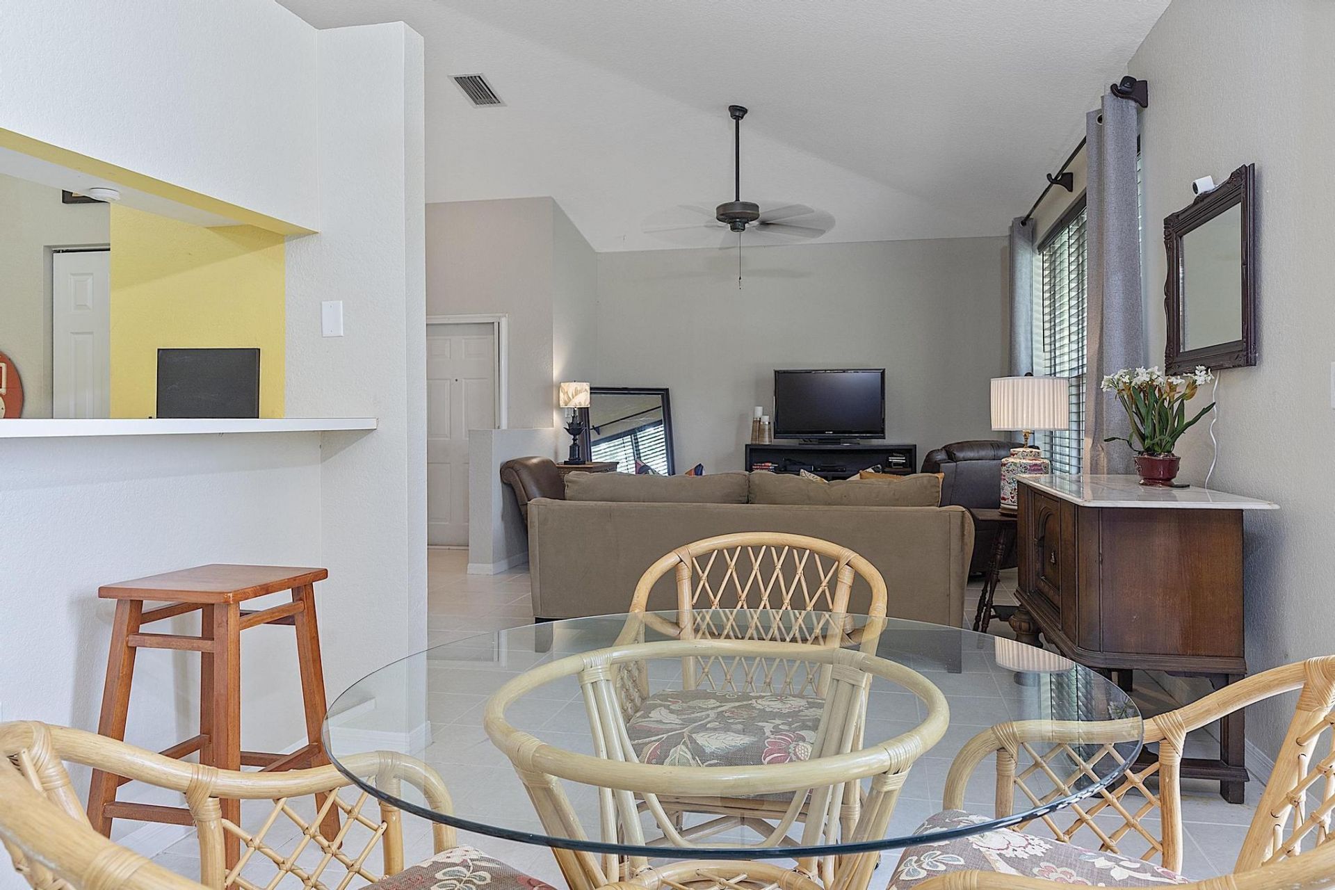 2901 E Aragon Boulevard, Unit 1, Sunrise, FL 33313 Photo