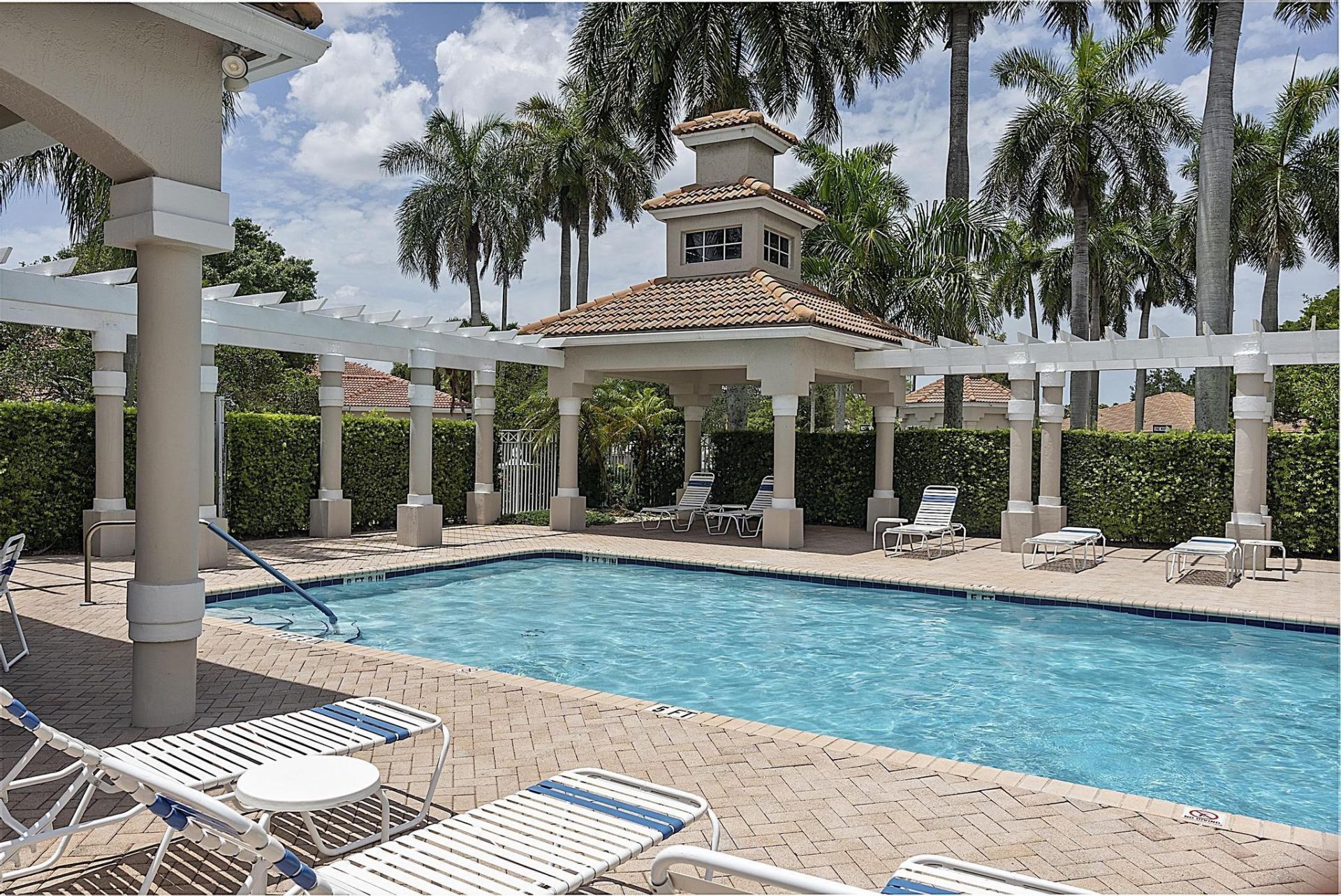 2901 E Aragon Boulevard, Unit 1, Sunrise, FL 33313 Photo