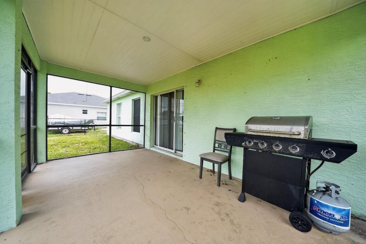 7816 100th Avenue, Vero Beach, FL 32967 Photo