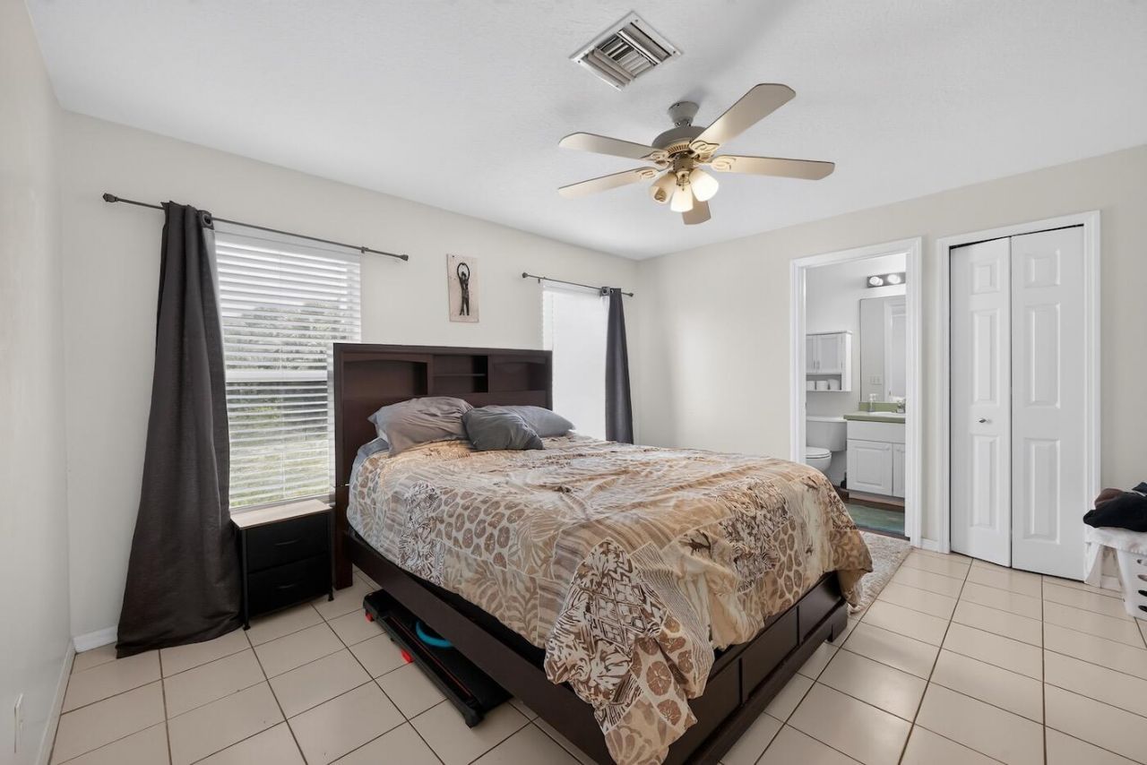 7816 100th Avenue, Vero Beach, FL 32967 Photo