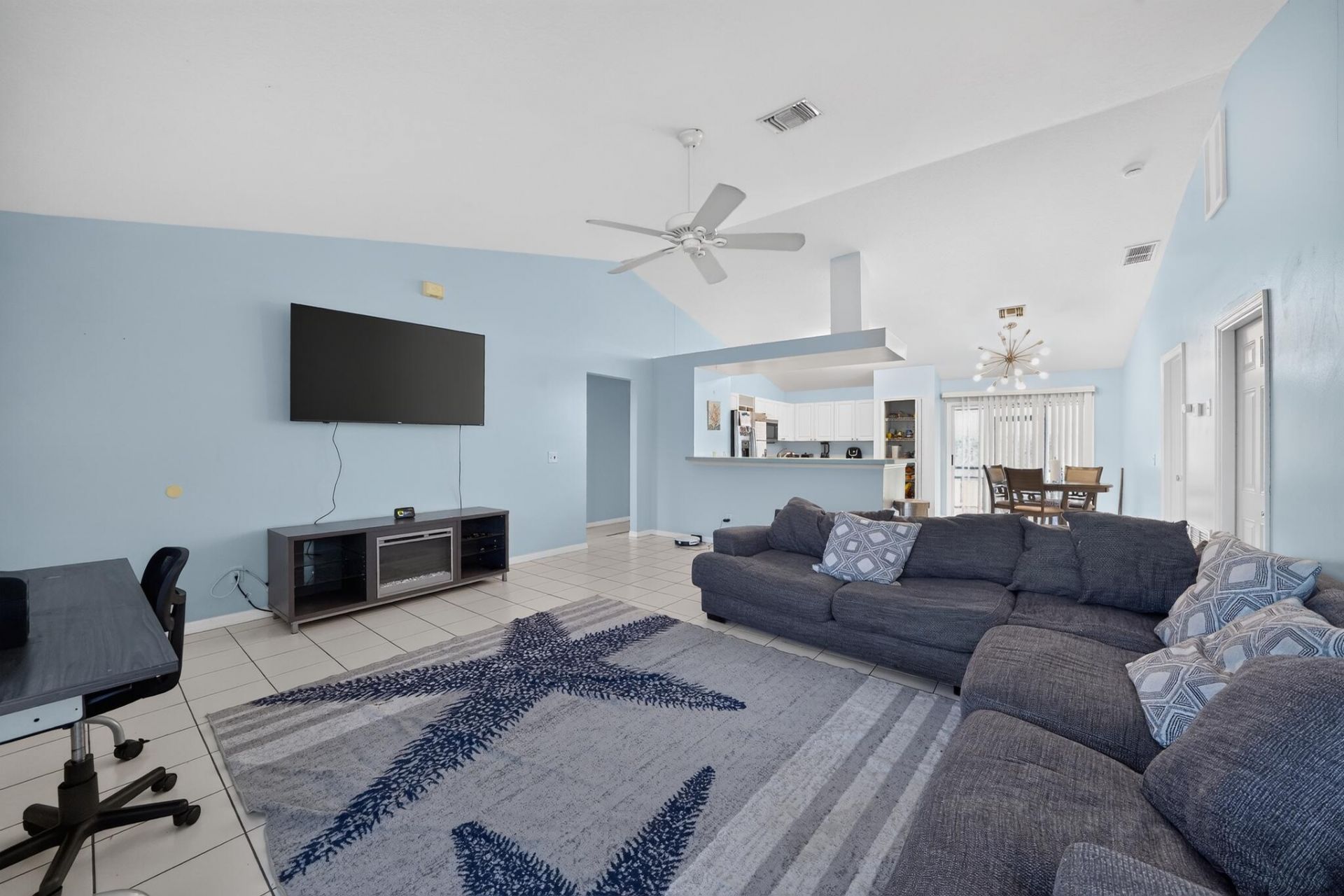 7816 100th Avenue, Vero Beach, FL 32967 Photo